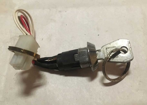 Used Ignition Key & Lock For A Mobility Scooter AD21-1