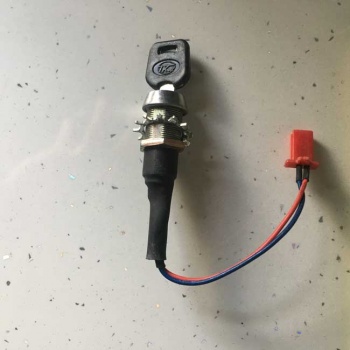Used Lock & Key Switch For A Mobility Scooter Spares Q32